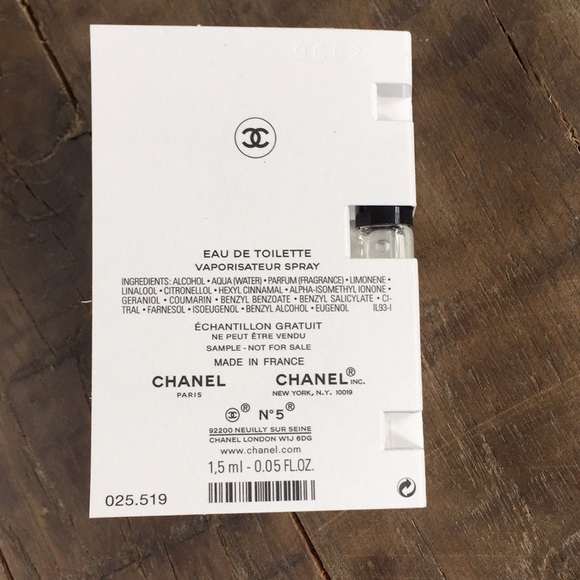 New Chanel No. 5 Eau De Toilette spray 1.5ml - Picture 3 of 3